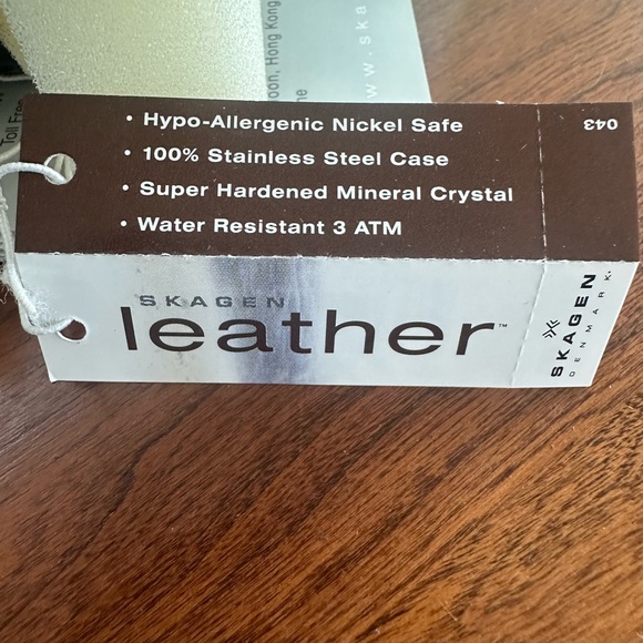 NWT, Skagen Woman's Watch - Picture 5 of 5